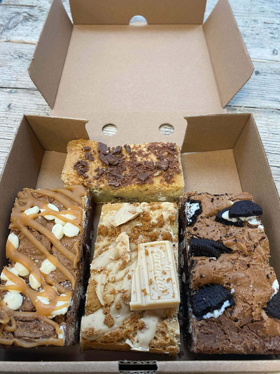 Brownie/Blondie Box (4) - YIELD BAKERY